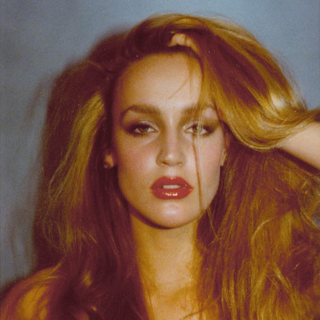 jerry-hall-by-antonio-lopez