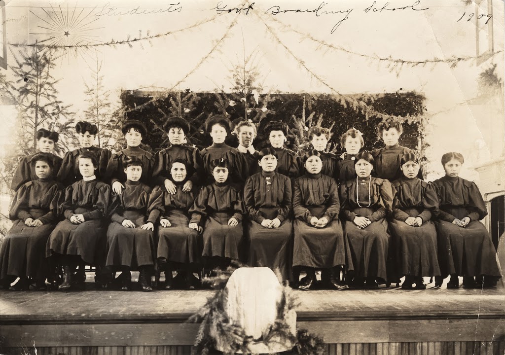 lulu in school-1